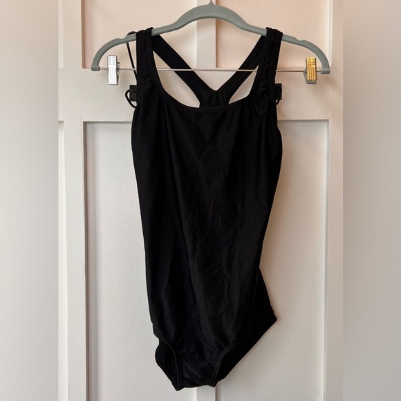 Women's Speedo Team Black One Piece Racer Back Swimsuit size 12 Pre-owned - Picture 1 of 4